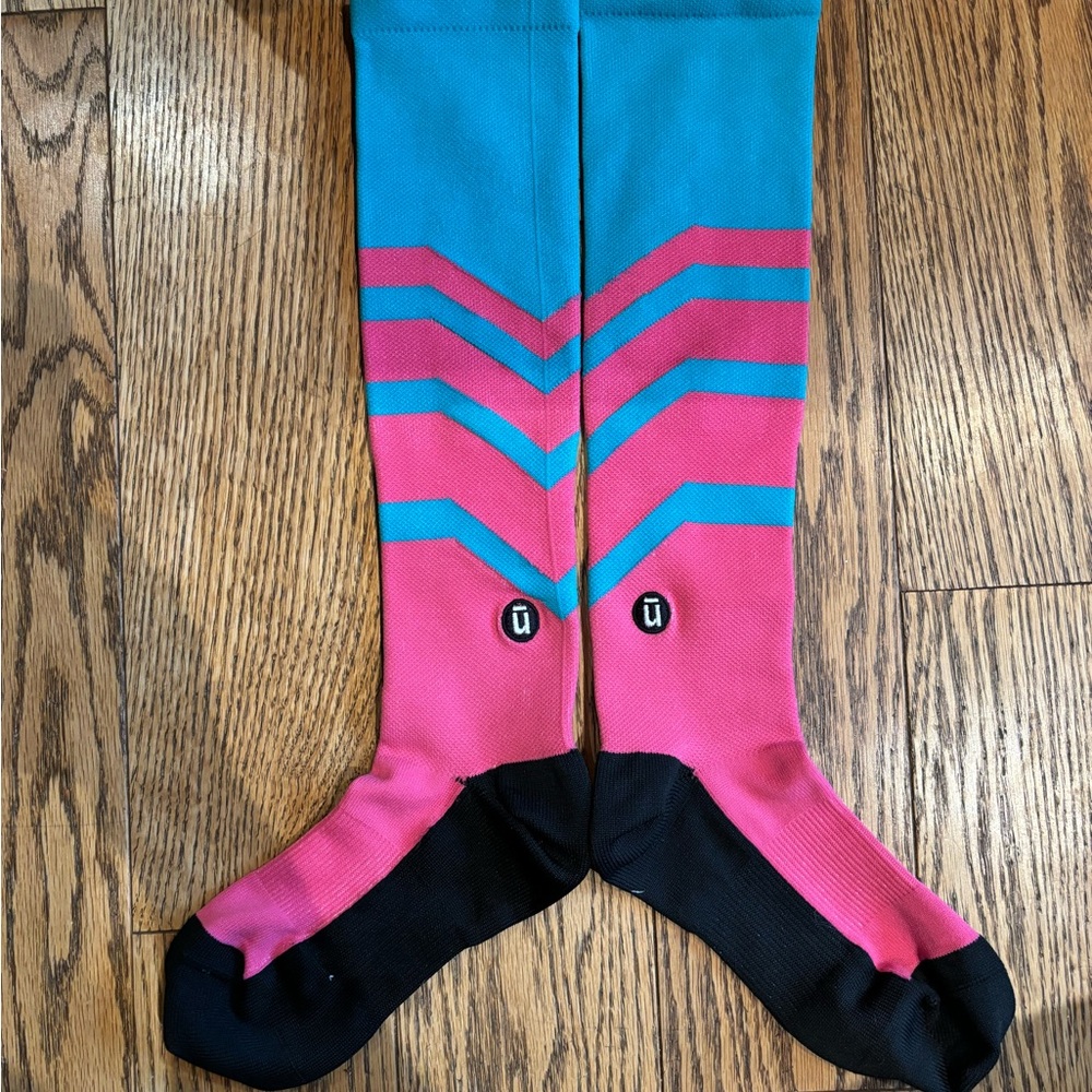 Outway knee high compression socks
